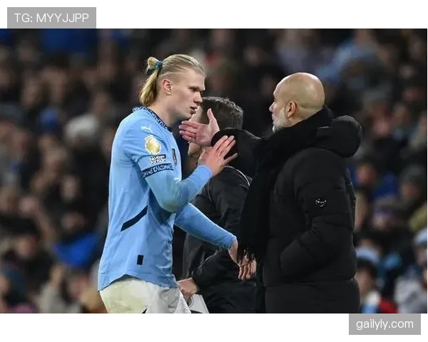 哈兰德高压防守参与度解析：能否满足现代中锋的战术要求