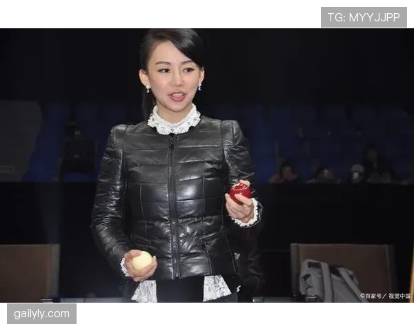 潘晓婷的衣柜里居然没有一件超过200块的衣服？